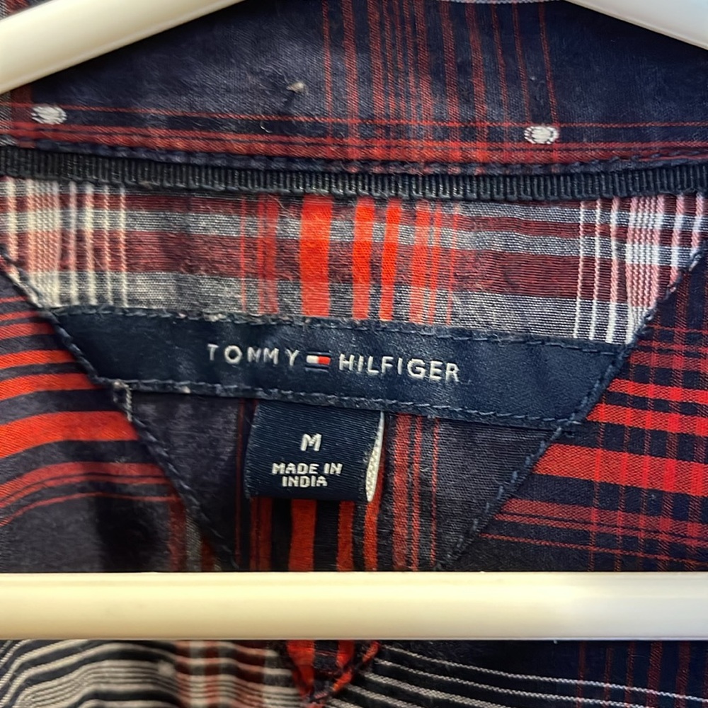 Tommy Hilfiger, button-down plaid, size medium - Picture 2 of 3
